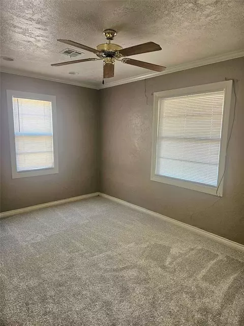 Bedroom - 1019 Elm St, Altus, OK 73521 photo 1 of 2