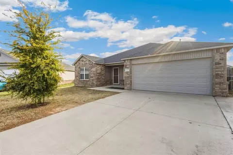 7517 Lipizzan Rd, Oklahoma City, OK 73132