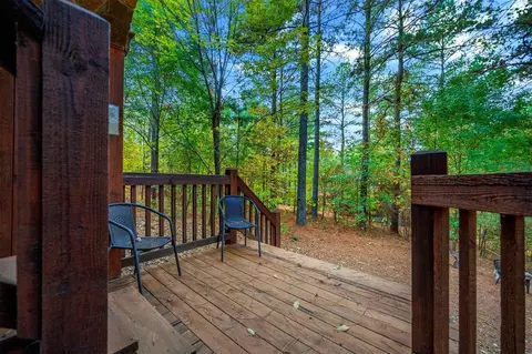 Exterior - 126 Mountain Pine Trl, Broken Bow, OK 74728 photo 5 of 13