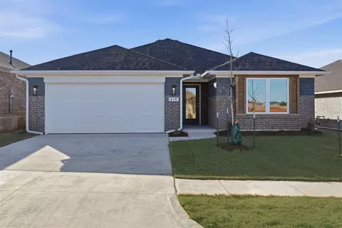619 Berline Rd, Guthrie, OK 73044
