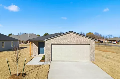 1225 Southbrook Dr, Purcell, OK 73080