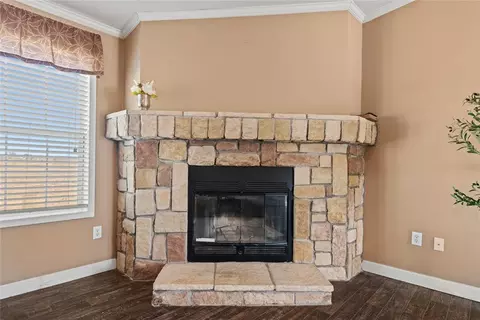 Living - 260505 E 850 Rd, Watonga, OK 73772 photo 3 of 3