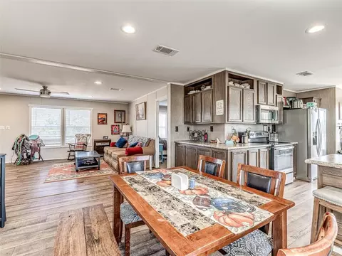 Dining - 45 Deer Run Rd, Mcloud, OK 74851 photo 1 of 1