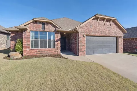 20611 W Frontier Pl, Harrah, OK 73045
