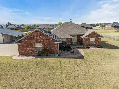 3634 Smokey Bend Rdg, Piedmont, OK 73078
