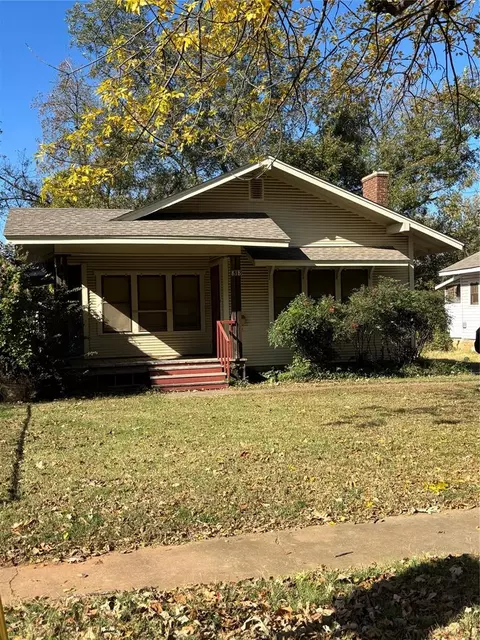 818 S Pickard Ave, Norman, OK 73069