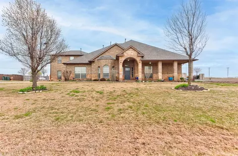 20500 Antler Farms Dr, Edmond, OK 73012