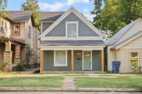 Exterior - 515 E Harrison Ave, Guthrie, OK 73044 photo 2 of 7