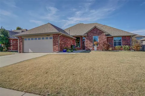 10605 Cliffe Hollow Dr, Oklahoma City, OK 73162