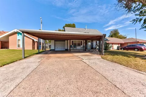 1621 SW 81st St, Oklahoma City, OK 73159