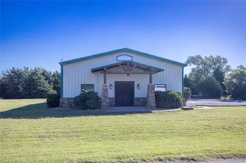 1601 Corbin Ln, Weatherford, OK 73096