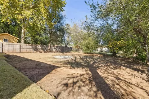 Exterior - 111 E 11th St, Edmond, OK 73034 photo 7 of 9