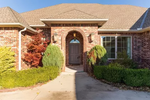 13450 Fairway Dr, Choctaw, OK 73020