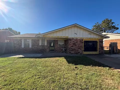 406 E Texas Dr, Anadarko, OK 73005