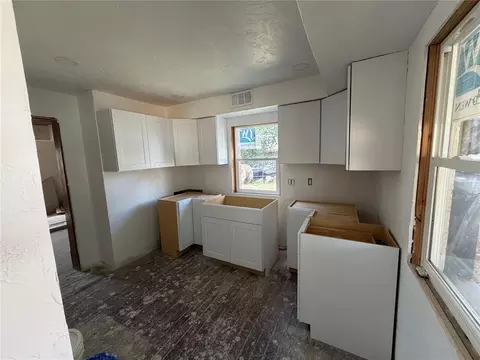 Kitchen - 306 Elm St, Hinton, OK 73047 photo 1 of 2