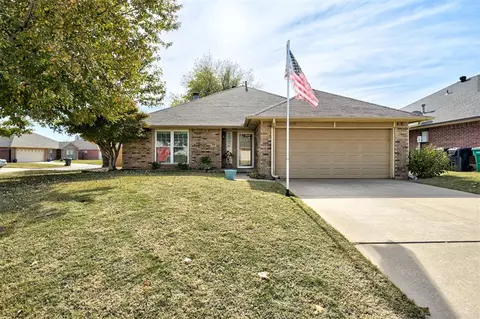 11600 SW 3rd St, Yukon, OK 73099