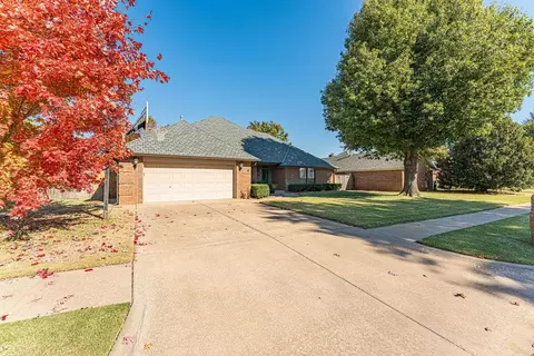 3713 Windover St, Norman, OK 73072