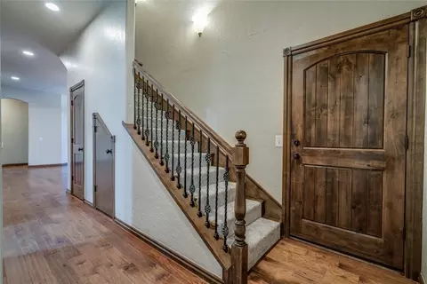 Entry Way - 1663 Castellina Ct, Edmond, OK 73034 photo 5 of 5