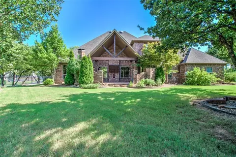 Exterior - 1663 Castellina Ct, Edmond, OK 73034 photo 4 of 5