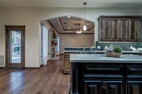 Entry Way - 1663 Castellina Ct, Edmond, OK 73034 photo 1 of 5