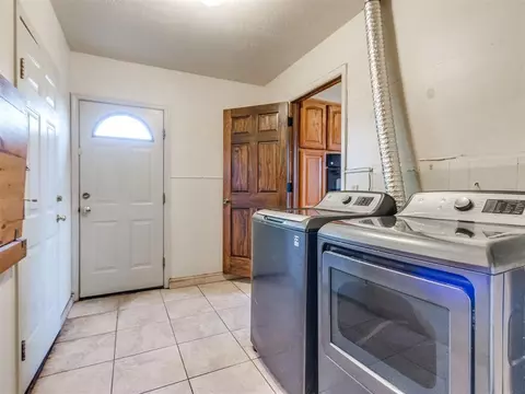 3704 N Riverside Dr, Bethany, OK 73008 photo 44