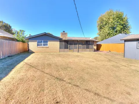 3704 N Riverside Dr, Bethany, OK 73008 photo 47