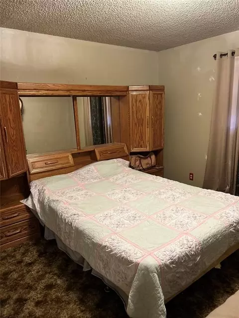 Bedroom - 707 N 2nd Street St, Thomas, OK 73669 photo 2 of 2