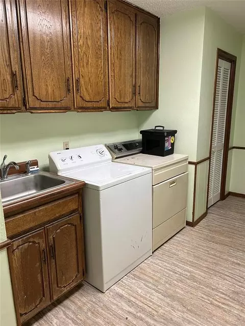 Other - 707 N 2nd Street St, Thomas, OK 73669 photo 3 of 3