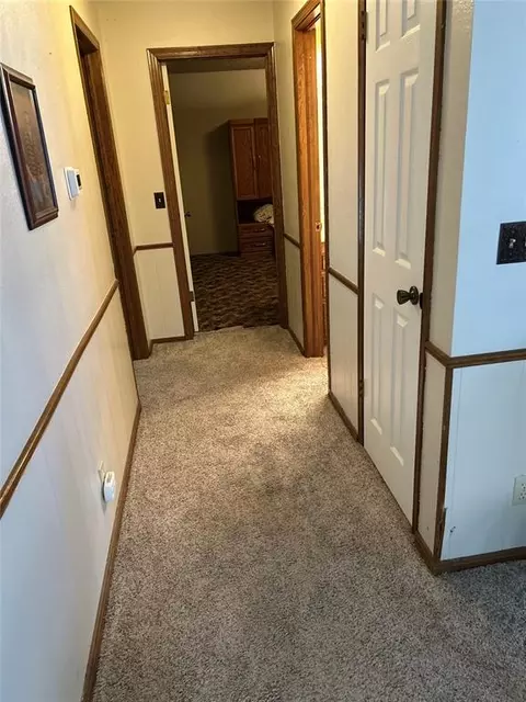 Entry Way - 707 N 2nd Street St, Thomas, OK 73669 photo 2 of 2