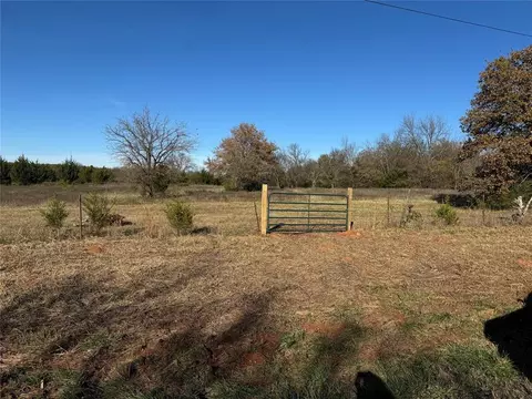 000 Cemetery Rd, Noble, OK 73068