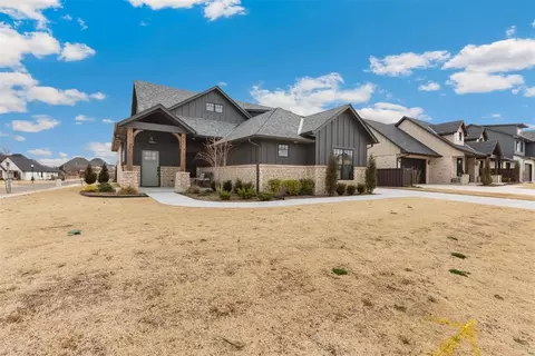 12812 Cobblestone Curve Rd, Oklahoma City, OK 73142