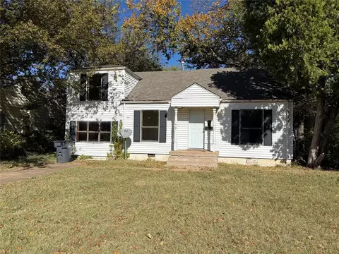 1711 NW Liberty Ave, Lawton, OK 73507