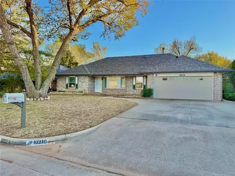 10216 Alicia Dr, Midwest City, OK 73130