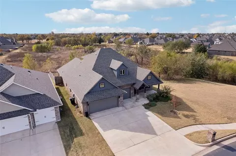 View/Area - 1500 NE 33rd Ter, Moore, OK 73160 photo 3 of 10