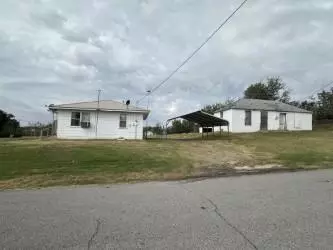 415 E 1st St, Cement, OK 73017 photo 1