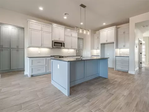 Kitchen - 1922 Olive Ave, Tuttle, OK 73089 photo 1 of 6