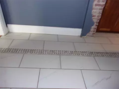 Entry Way - 920 N Kickapoo Ave, Shawnee, OK 74801 photo 2 of 2