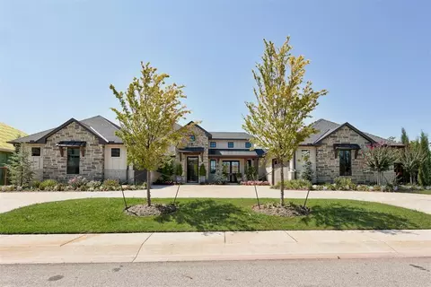 5101 Deerfield Dr, Edmond, OK 73034