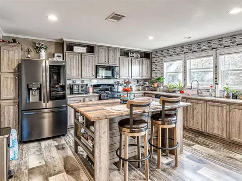 1916 SE 138th Ave, Norman, OK 73026