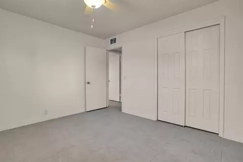 Bedroom - 18 E Anchor Dr, Sayre, OK 73662 photo 2 of 5