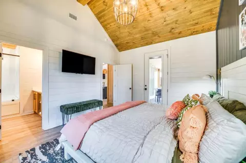 Bedroom - 39 Jericho Rd, Broken Bow, OK 74728 photo 1 of 4