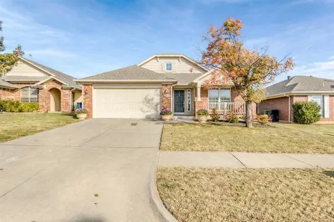2913 SW 102nd St, Oklahoma City, OK 73159