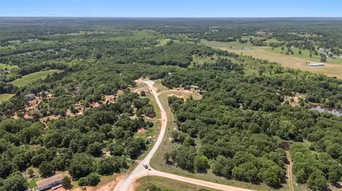 21896 Lilly Dr, Tecumseh, OK 74873 photo 12
