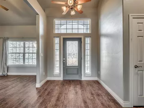 Entry Way - 9202 Cleo Ln, Mcloud, OK 74851 photo 1 of 2