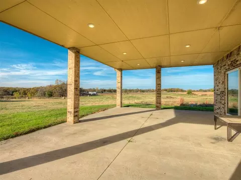 Exterior - 9202 Cleo Ln, Mcloud, OK 74851 photo 3 of 6
