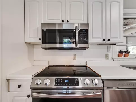 Kitchen - 1603 Denison Dr, Norman, OK 73069 photo 2 of 3