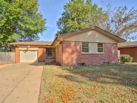 Exterior - 1603 Denison Dr, Norman, OK 73069 photo 2 of 4