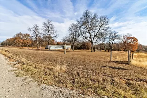 33711 Dutton Rd, Wanette, OK 74878 photo 2