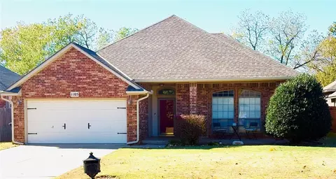 1105 Oak Creek Dr, Moore, OK 73160