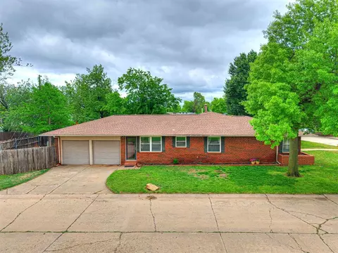 2429 Barclay Rd, Oklahoma City, OK 73120